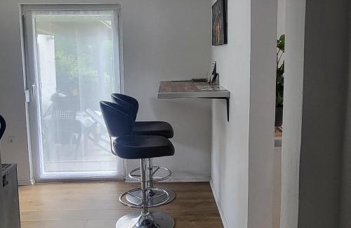 Eggenfelden House | Bel - Self Check-Inn