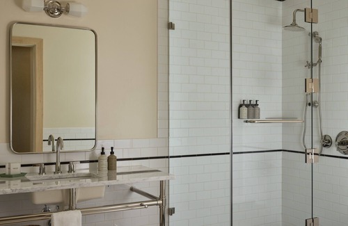 Litchfield Historic District Hotel | Belden House & Mews