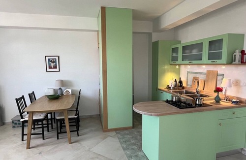 Karystos Apartment | Beletage Amalía - central, stylish, quiet