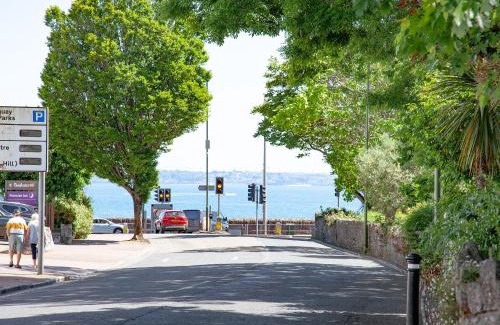 Torquay City Centre House | Belgrave Sands Apartment 2