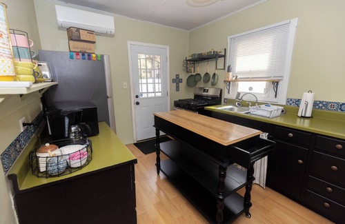 Mesilla Park House | Bell Bungalow - Charming Home in Brilliant Las Cruces with AC, WiFi, and More