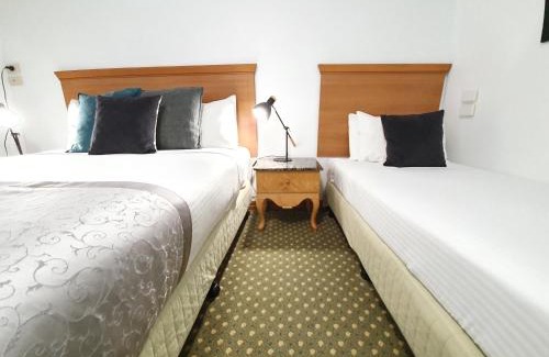 Preston Hotel | Bell Motel