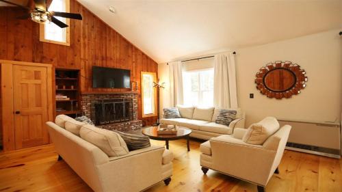 Campton House | Bell Valley 146, Estates