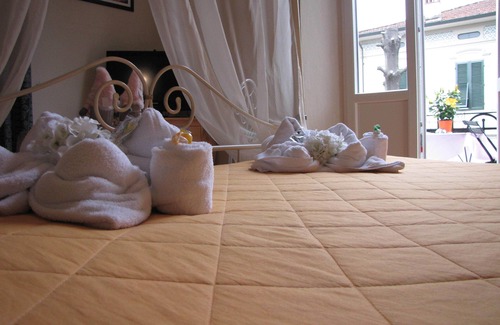 Lucca Historical Center Bed & Breakfast | Bella addormentata e il principe Calaf