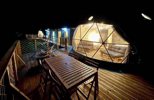Riols Apartment | Bella Dome - Cosy dome with panoramic mountain views, surrounded by beautiful nature