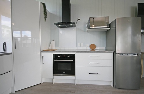 Mangorei House | Bella Park - New Plymouth Holiday Studio