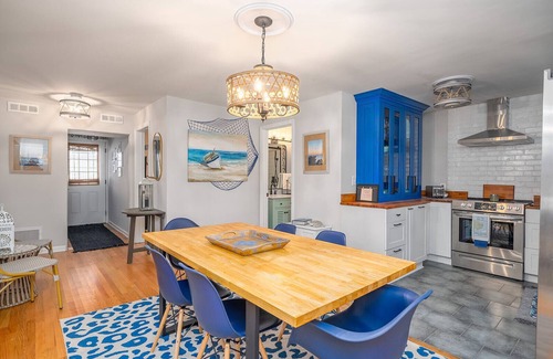 Savannah Beach Apartment | Bella Vista: 2 Bed/Bath Condo