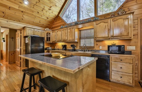 Foxfire Estates Cabin | Bella Vista | Blue Ridge, GA