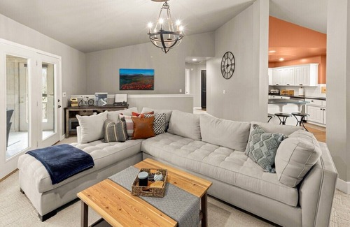 Bella Vista House | Bella Vista Retreat – Trails, Patio & Game Room