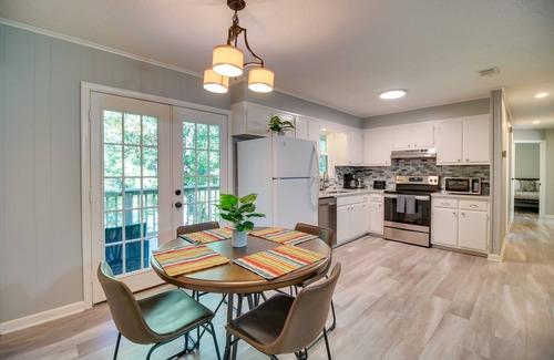 Bella Vista House | Bella Vista Vacation Rental Near Lake Access!