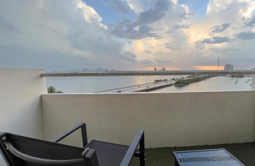 North Bay Village Apartment | Bella Vista - Water views Pool and Parking