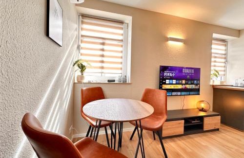 Ruckingen Apartment | Bellahomes Smart TV Klima priv Parking Workation Long Stay