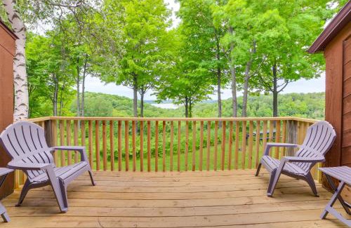 Bellaire Apartment | Bellaire Ski Condo 1 Mi to Summit Mountain!