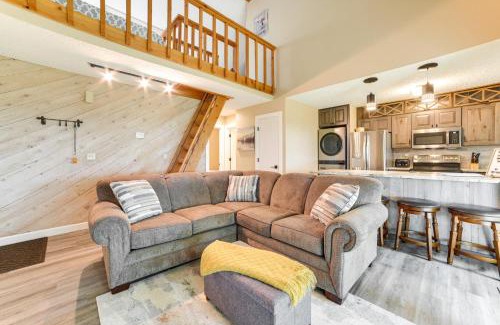 Bellaire Apartment | Bellaire Ski Condo 1 Mi to Summit Mountain!