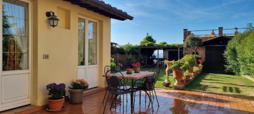 Contrada Castello Apartment | Bellavista la tua romantica vacanza sul Trasimeno