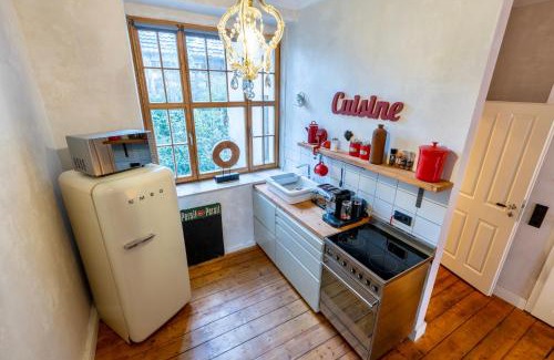 Solingen Apartment | Belle Époque
