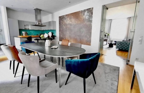 Innere Stadt Apartment | Belle Art * Design Apartment Vienna *