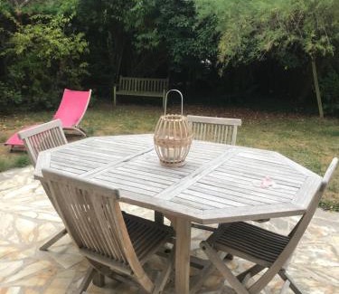 Vaureal House | Belle chambre privée Cergy (dans le golf) proche RER A