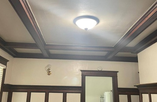 Detroit House | Belle Isle cottage -1905 historic home near Belle Isle, Indian and West Village