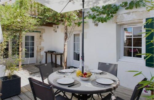La Couarde-sur-Mer Apartment | Belle location Spa et grande terrasse privés