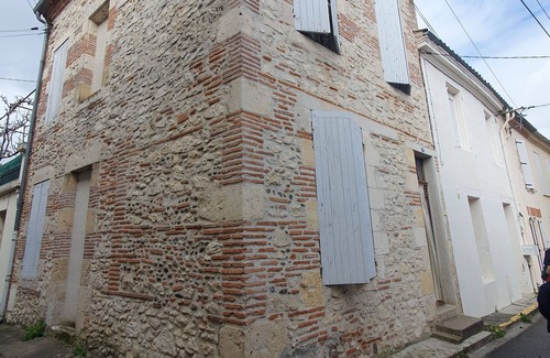 Agen House | Belle Maison de Ville en Pierre Entièrement Rénovée