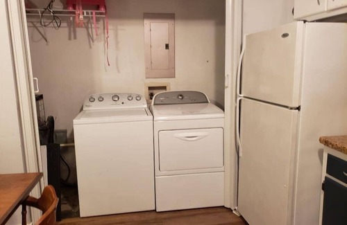 Bloomington House | Belle on Westwood