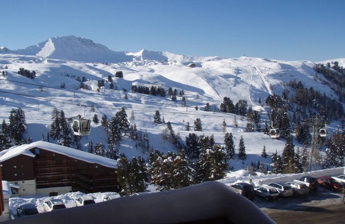 Belle Plagne Apartment | Belle plagne, at the foot of the slopes, divisible studio, S/O balcony, Saturday/Saturday rental