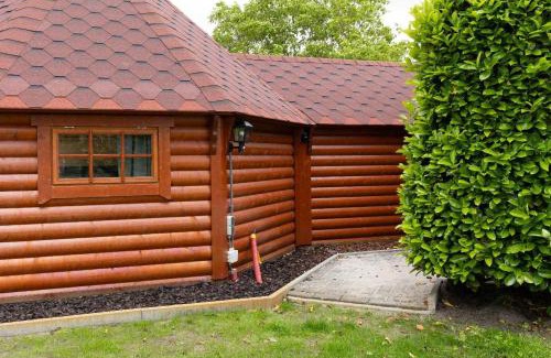 Ruurlo House | Belle Rose Ruurlo