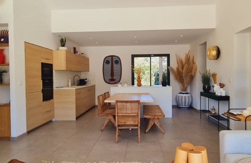 Cala Rossa House | Belle Villa 6/7 Pers, Piscine Privée Cala Rossa, Proche des Plages