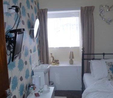 Llanwrtyd Wells Bed & Breakfast | Belle Vue Hotel