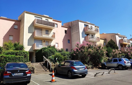 Cap d'Agde Apartment | Belle vue Mer. Wifi. Loggia. Parking Privé/sécurisé