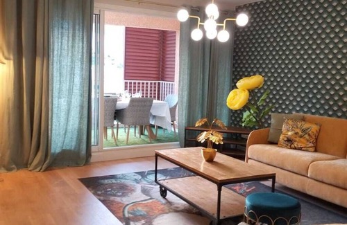 Saint-Denis Apartment | Bellepierre in Saint DenisT3 de Standing Residence Django