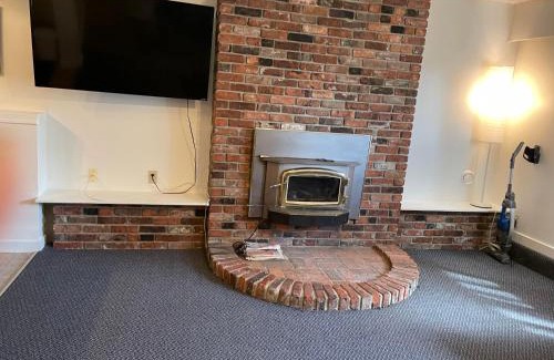 Sooke House | Bellissma Suite formerly known as Sweet Suite