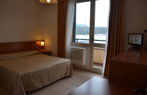 Porto Azzurro Hotel | Belmare