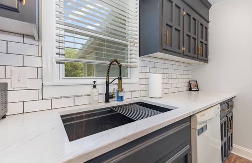 Belmont House | Belmont Bliss: 3BR Home with AC