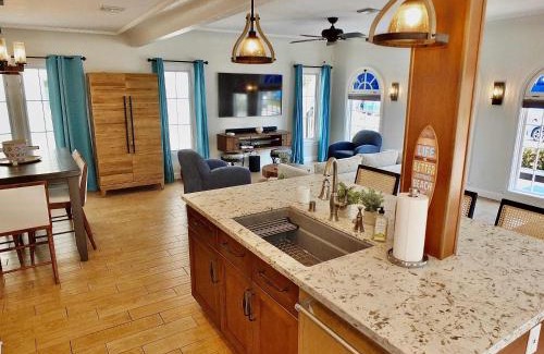 Belmont Shore House | Belmont Shore Beach House - Incredible Oceanfront Views