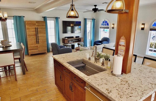 Belmont Shore House | Belmont Shore Beach House