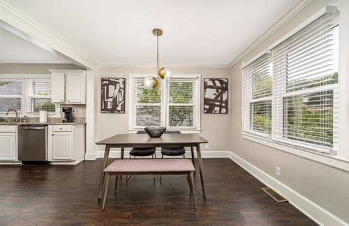 Belvedere Park House | Belvedere Gem- 10 mins to Emory Decatur hospital*8 mins to downtown Decatur