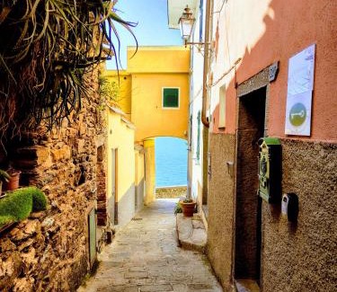 Corniglia Apartment | Belvedere Home Holiday