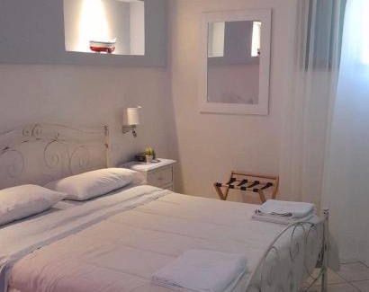 Castro Marina Bed & Breakfast | Belvedere