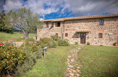 Il Poggio Villa | Belvilla by OYO Podere Uliveto