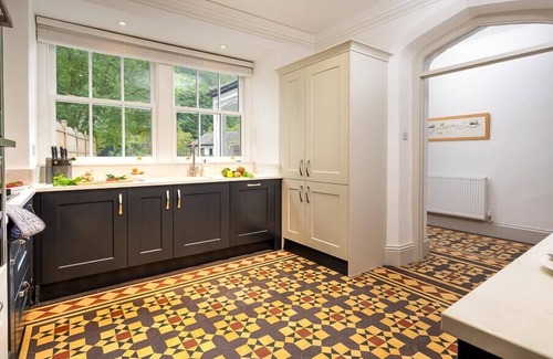 Grasmere House | BEN HOUSE, family friendly, character holiday cottage in Grasmere