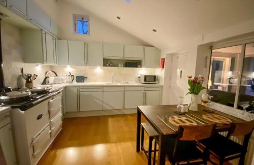 Glaisdale House | Benchmark Cottage