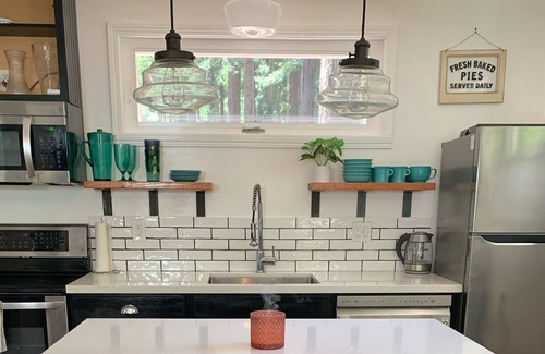Cazadero Apartment | Bend in the Creek- Guesthouse