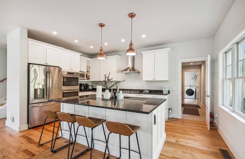 Stowe Area House | Benjamin Trail 90: roomy 5 br with gas fireplace, a/c, and garage