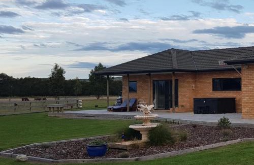 Hawarden House | Bentleys Country Stay