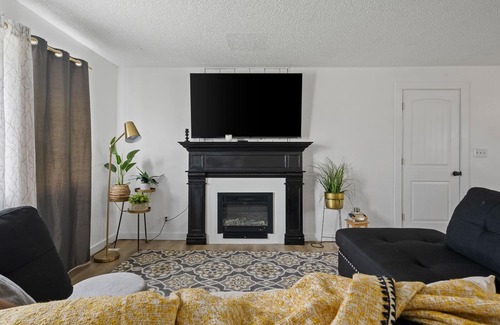 Benton City House | Benton City Gem!
