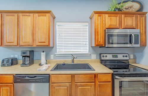 Branson West Condo | BER9-4, 2Br "Convenient Comfort" condo in terrific Branson West with WiFi, AC