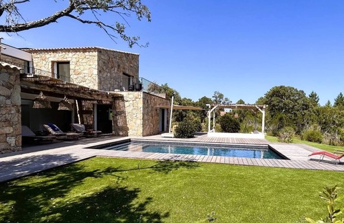 San-Gavino-di-Carbini House | Bergerie Piana d'architecte neuve, 8 pers, piscine chauffée, 10 min plage