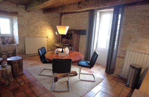 Valeilles Apartment | Bergerie Le Vieux Manoir